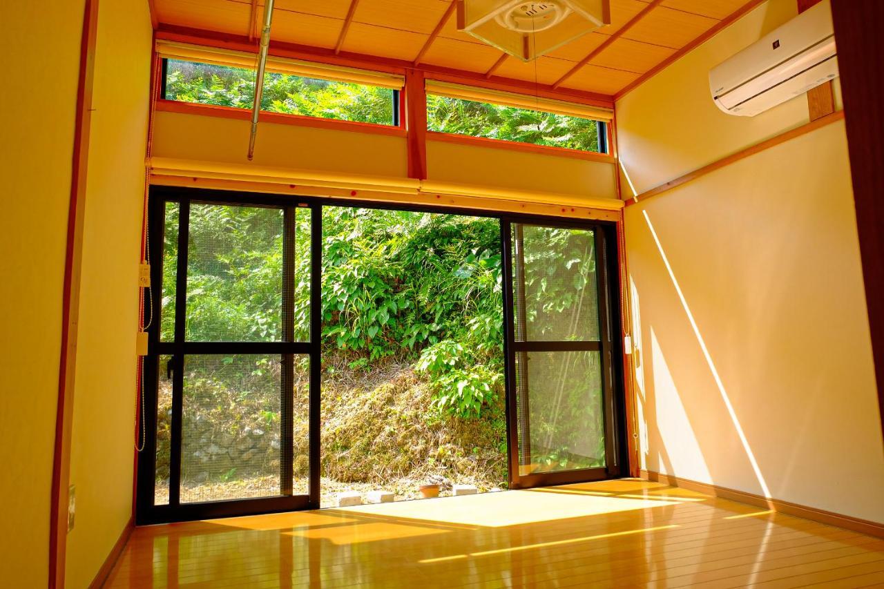 四万十川まで歩いて行ける 一棟まるっと貸し切りの宿 Gu Shimanto  Exterior foto
